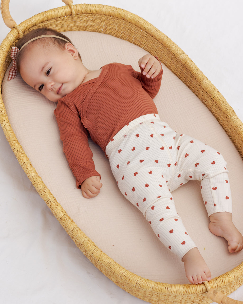 Quincy Mae Baby Red Hearts Ribbed Leggings_ QM013PALM