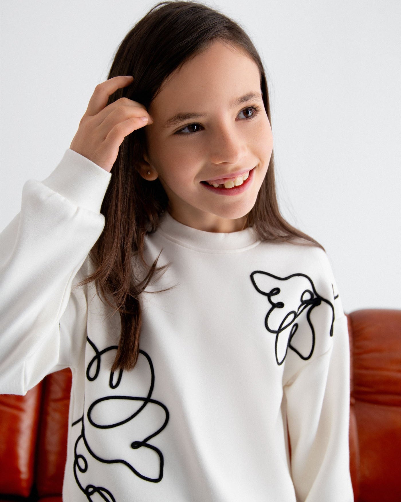 Abel & Lula Girls Embroidered Sweatshirt_ 5822 - NorthGirls
