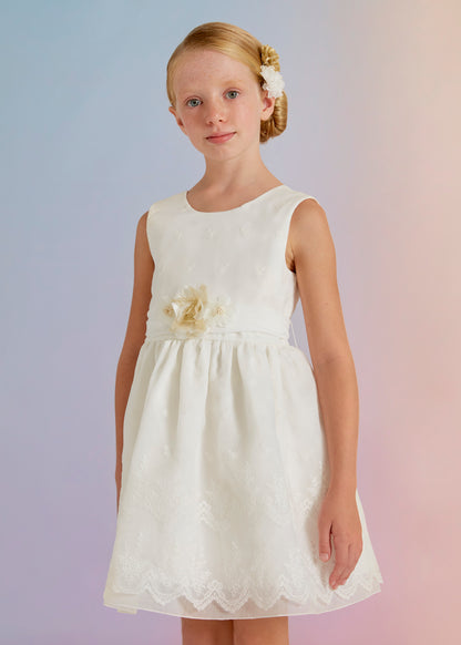 Abel & Lula Sleeveless Lace Dress w/Contrast Flower _White 5022-096
